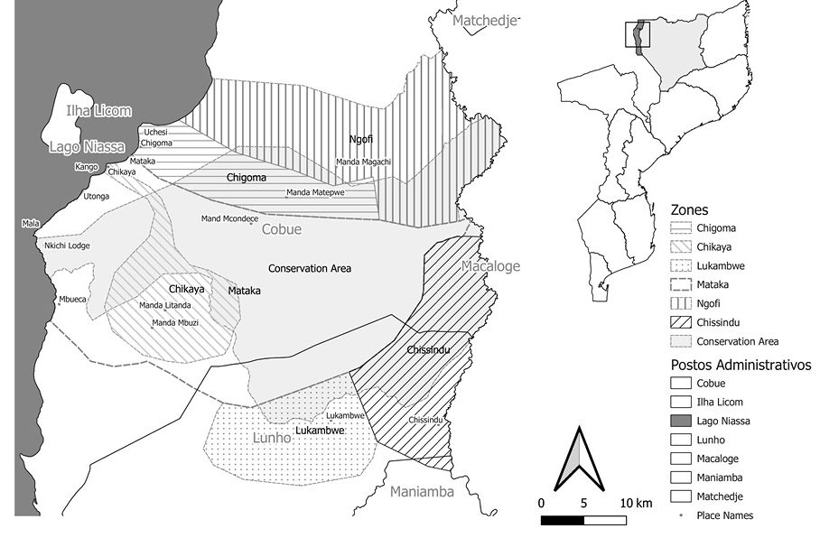 Black and white map. Shows a magnification of Cóbuè within a broader map of Mozambique. Community lands are shown with a variety of lined and dotted overlays. A large conservation area is shown in the middle, and this is bordered and sometimes overlapped by community lands, with Chissindu in the east, Lukambwe in the south, Chikaya in the south-west, and Chigoma and Ngofi to the north.